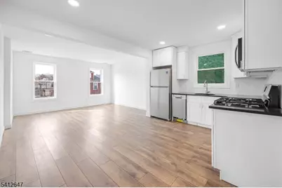 99 Van Winkle Ave #2, Clifton, NJ 07011 - Photo 3