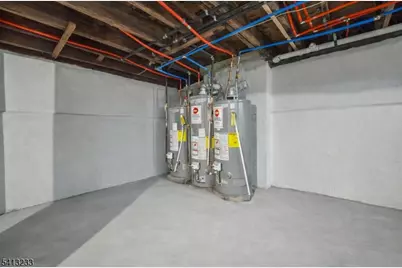 472 S 16th St, Newark, NJ 07103 - Photo 17