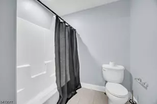 201 Sidney Rd, Franklin Township, NJ 08867 - Photo 27