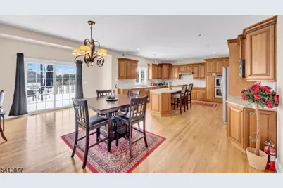 201 Sidney Rd, Franklin Township, NJ 08867 - Photo 17