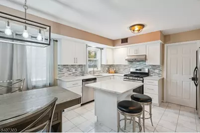 29 Woodside Dr, Rockaway Township, NJ 07866 - Photo 17