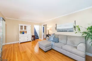 49 Locust Dr, Kenilworth, NJ 07033 - Photo 7