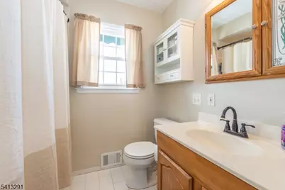 49 Locust Dr, Kenilworth, NJ 07033 - Photo 17