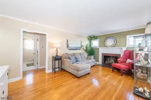 49 Locust Dr, Kenilworth, NJ 07033 - Photo 5