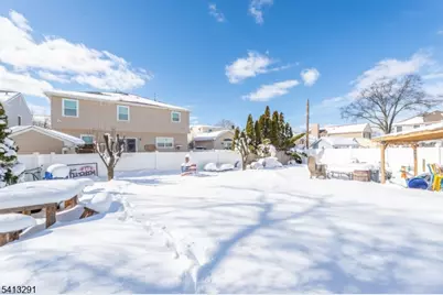 49 Locust Dr, Kenilworth, NJ 07033 - Photo 25