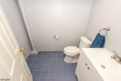 49 Locust Dr, Kenilworth, NJ 07033 - Photo 23