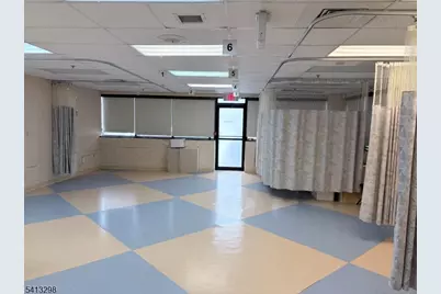 81 Veronica Ave, Franklin Township, NJ 08873 - Photo 3