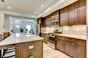 4 Owen Ct, Franklin Township, NJ 08873 - Photo 17