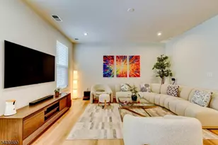 4 Owen Ct, Franklin Township, NJ 08873 - Photo 29