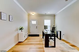 4 Owen Ct, Franklin Township, NJ 08873 - Photo 7