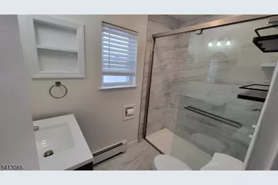 43 Knox Terr #2B, Wayne, NJ 07470 - Photo 9