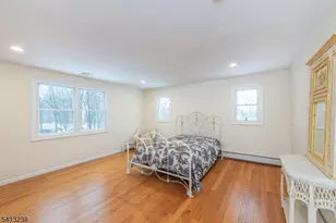 5 Pin Oak Rd, West Caldwell, NJ 07006 - Photo 33