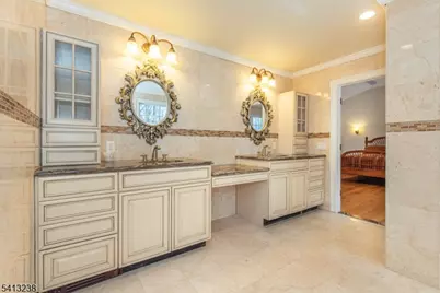 5 Pin Oak Rd, West Caldwell, NJ 07006 - Photo 29