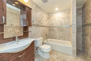 5 Pin Oak Rd, West Caldwell, NJ 07006 - Photo 37