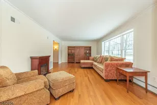 5 Pin Oak Rd, West Caldwell, NJ 07006 - Photo 13