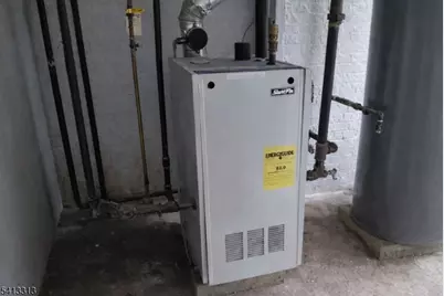 616 Stuyvesant Ave, Irvington, NJ 07111 - Photo 15