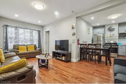 616 Stuyvesant Ave, Irvington, NJ 07111 - Photo 5