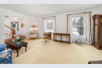 15 Alison Ct, New Providence, NJ 07974 - Photo 9