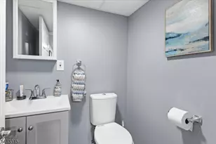 17 Helen St, Warren Township, NJ 07059 - Photo 31