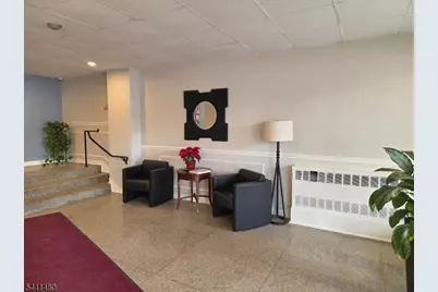 415 Claremont Ave #4 A, Montclair, NJ 07042 - Photo 3