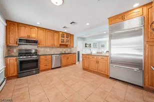 10 Stuart Ct, Montville Township, NJ 07058 - Photo 7