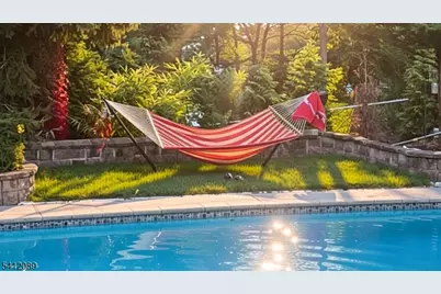 17 Clifford Dr, Wayne, NJ 07470 - Photo 31