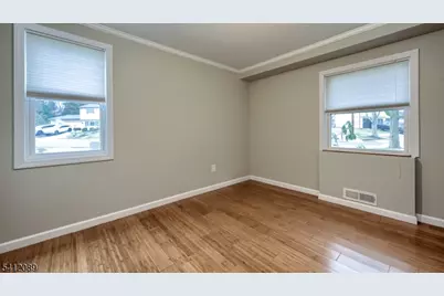 17 Clifford Dr, Wayne, NJ 07470 - Photo 19