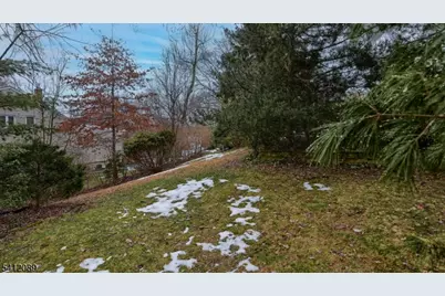 17 Clifford Dr, Wayne, NJ 07470 - Photo 33