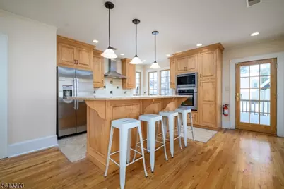 29 S Mountain Rd, Millburn, NJ 07041 - Photo 7