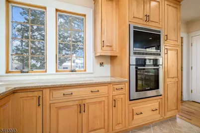 29 S Mountain Rd, Millburn, NJ 07041 - Photo 9