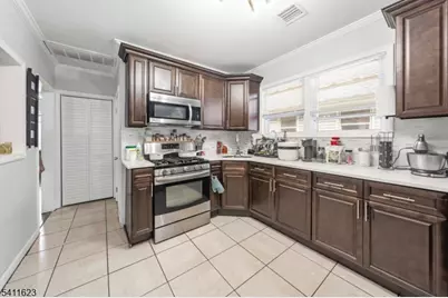 317 Drake Ave, Roselle, NJ 07203 - Photo 23