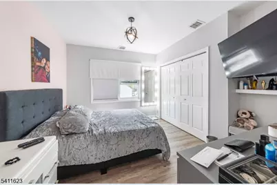 317 Drake Ave, Roselle, NJ 07203 - Photo 19