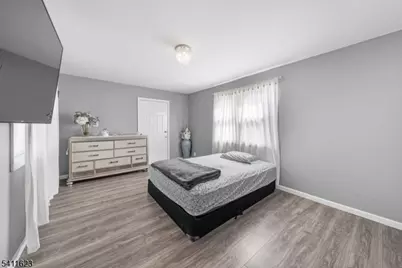 317 Drake Ave, Roselle, NJ 07203 - Photo 9