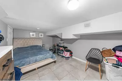 317 Drake Ave, Roselle, NJ 07203 - Photo 13