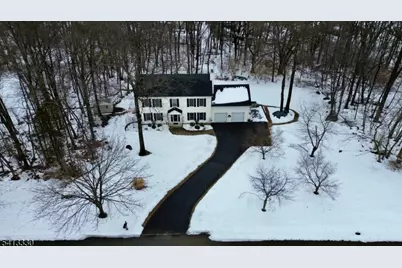 19 Midland Dr, Liberty Township, NJ 07838 - Photo 3