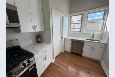 24 30W Pleasant Ave #2E, Maywood, NJ 07607 - Photo 15