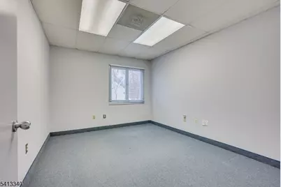 11 Clyde Rd, Franklin Township, NJ 08873 - Photo 9