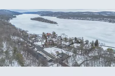 165 Lakeside Rd, West Milford Twp., NJ 07421 - Photo 27