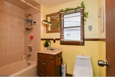 32 Grove St, Wanaque, NJ 07465 - Photo 31