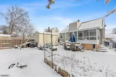 186 10th Ave, Hawthorne, NJ 07506 - Photo 21