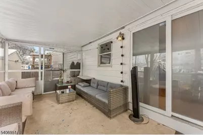 186 10th Ave, Hawthorne, NJ 07506 - Photo 19