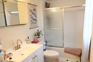 557 Pleasant Plains Rd, Long Hill Township, NJ 07946 - Photo 5