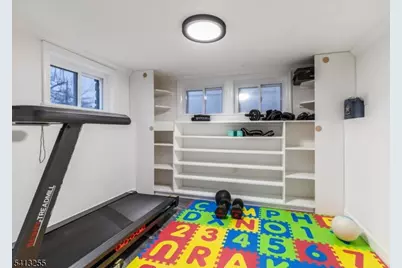 9 Wayne Pl, Nutley, NJ 07110 - Photo 21