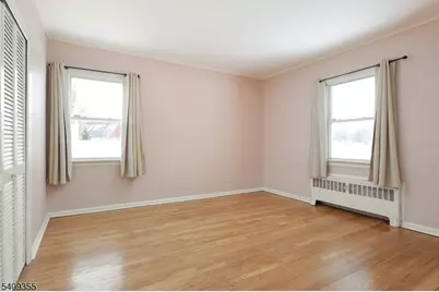 205 West Ln, Clark Township, NJ 07066 - Photo 17