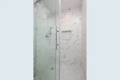 205 West Ln, Clark Township, NJ 07066 - Photo 27