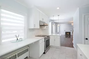 205 West Ln, Clark Township, NJ 07066 - Photo 15