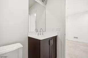 6 Gable Walk, Livingston, NJ 07039 - Photo 9