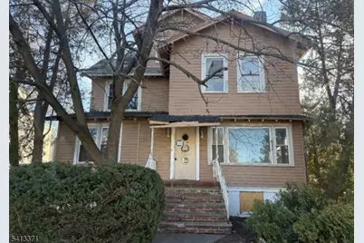 304 S Burnett St, East Orange, NJ 07018 - Photo 1