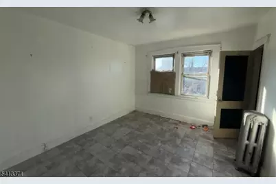 304 S Burnett St, East Orange, NJ 07018 - Photo 17