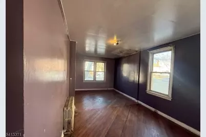 304 S Burnett St, East Orange, NJ 07018 - Photo 3